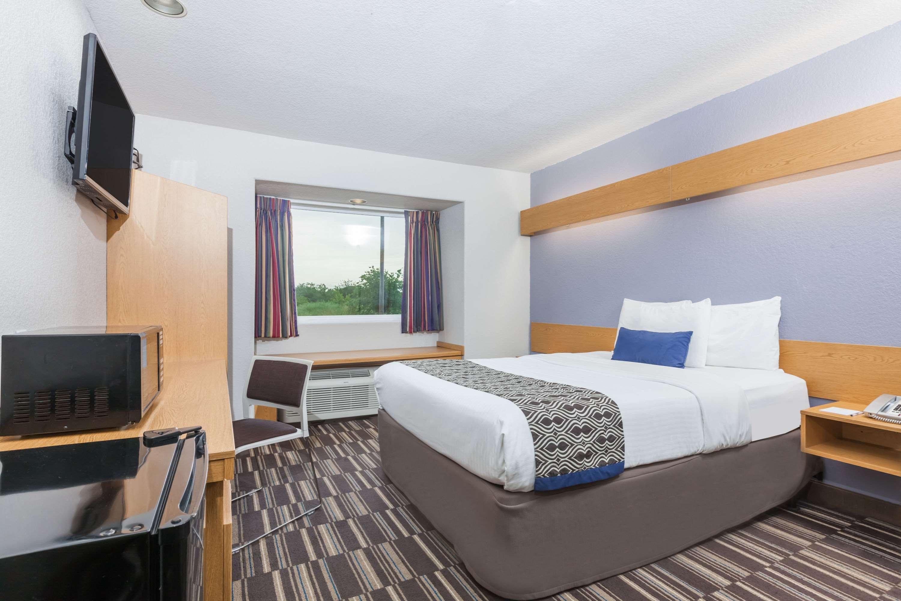 Microtel Inn & Suites By Wyndham Ardmore Exteriör bild