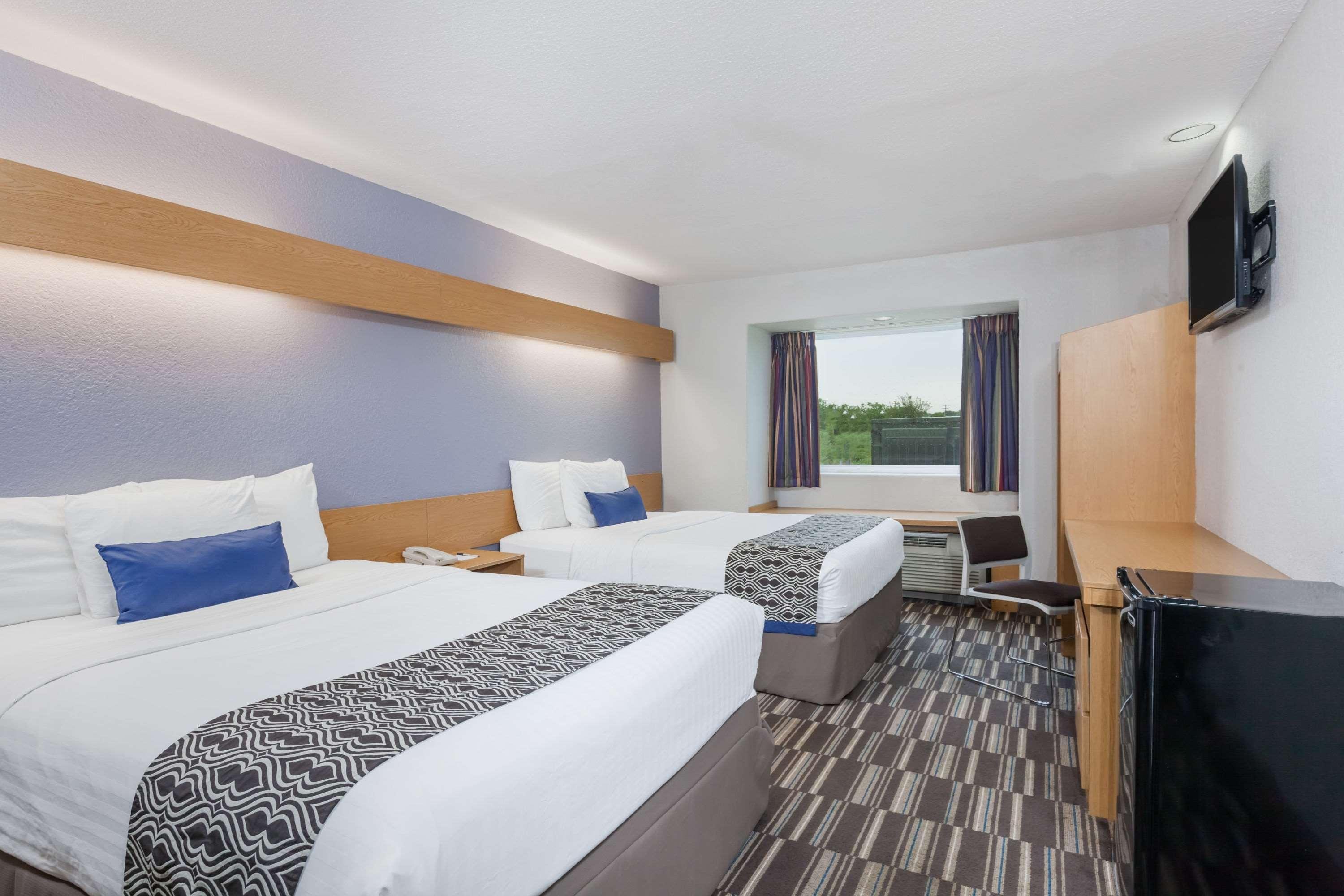 Microtel Inn & Suites By Wyndham Ardmore Exteriör bild