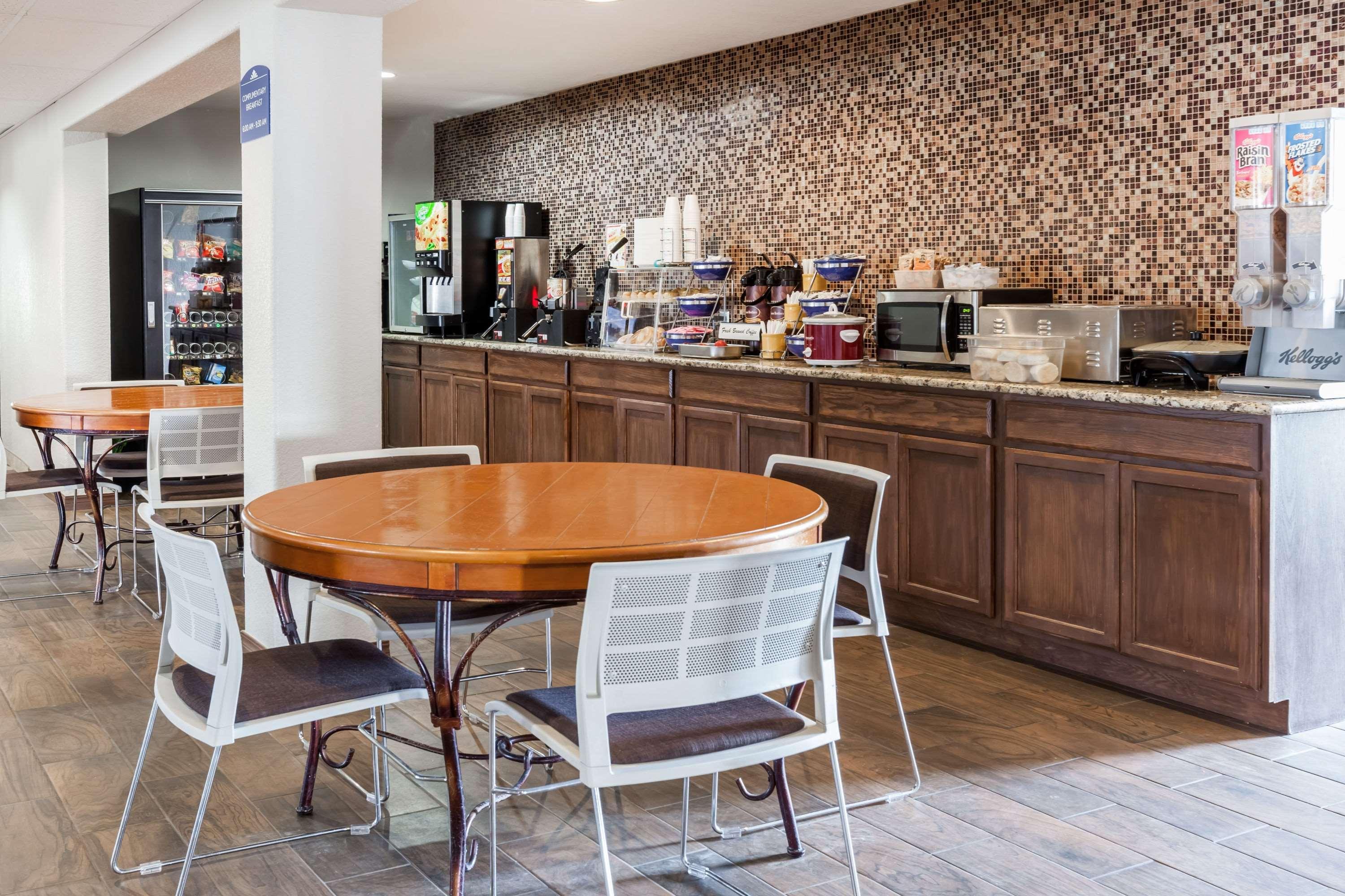 Microtel Inn & Suites By Wyndham Ardmore Exteriör bild